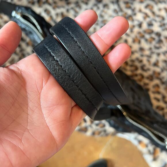 Rag & Bone Black Compass Quilted Leather Everyday Shoulder Bag Tote EUC - Picture 6 of 8